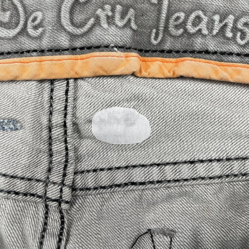 Rivet De Cru Jeans Mens 32 Gray Straight Leg Distressed Denim 116-299L2